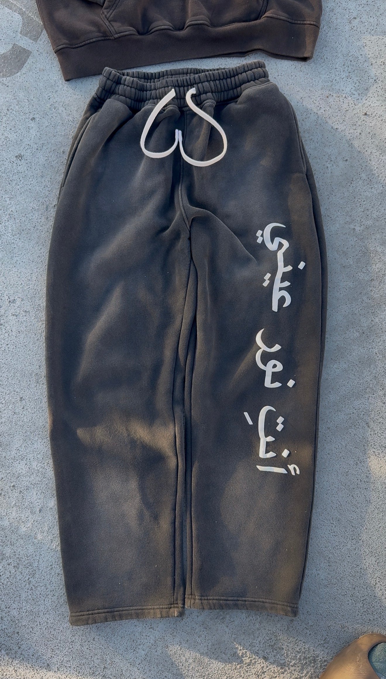 “Light of My Eyes” sweats